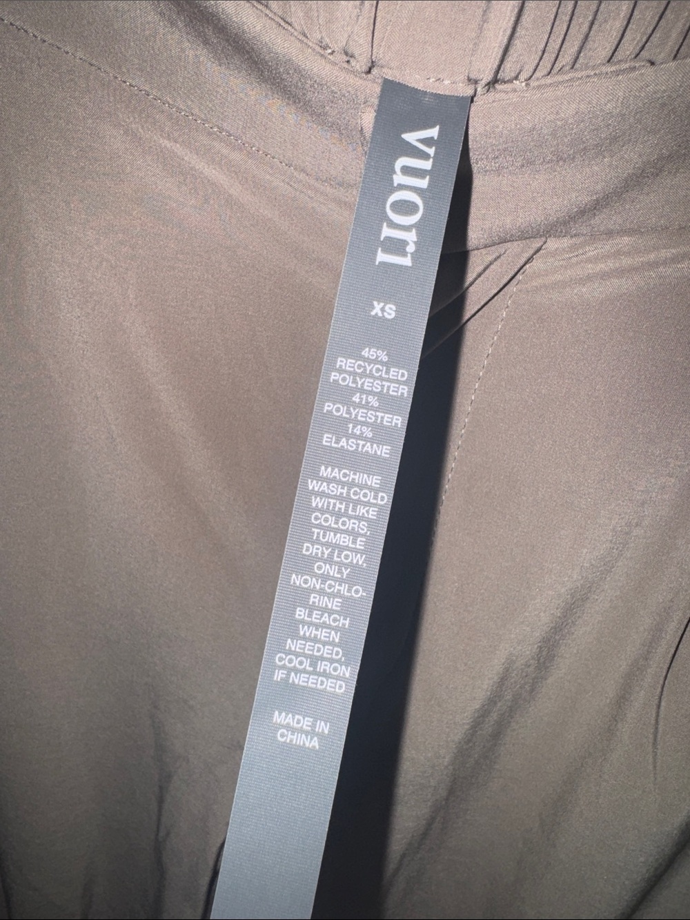 Vuori Villa Wide Leg Pants in Taupe - Picture 3 of 3